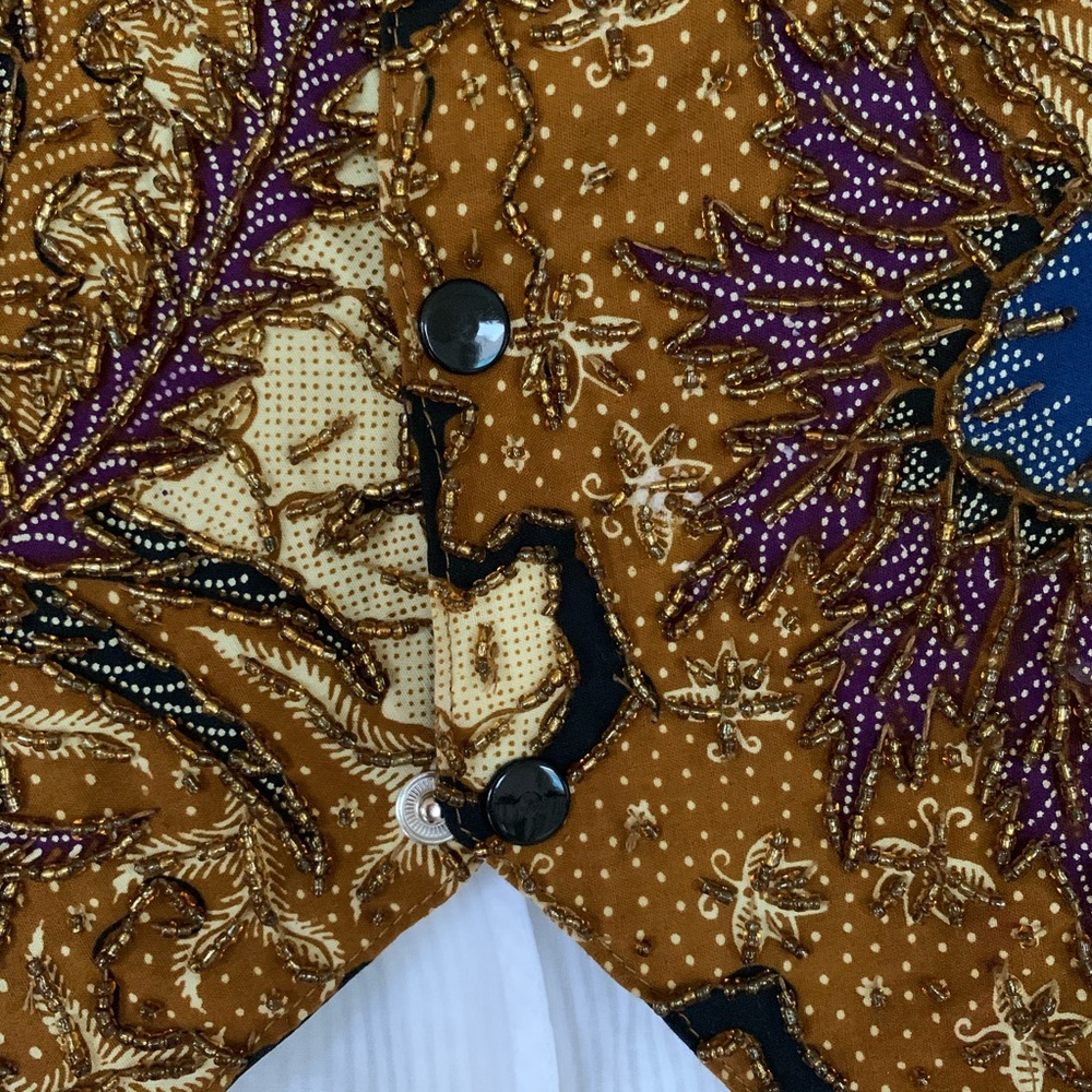 Beaded Vest - Picture 3 of 7